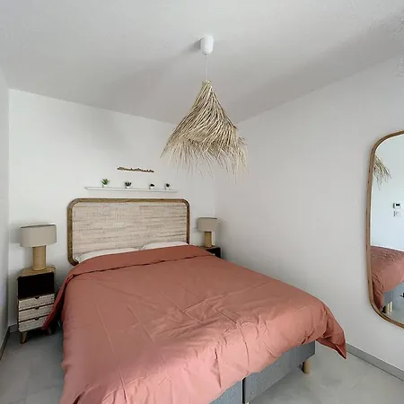 Appartement Lumineux Avec Grande Terrasse, Vue Sur Et Citadelle A - Fr-1-719-23 *
